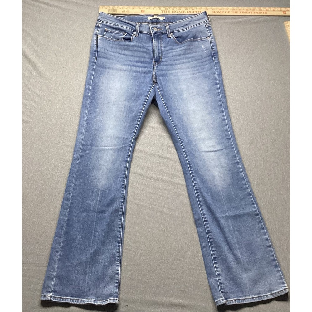 Women's Levi's Classic Bootcut Size 10 Medium Wash